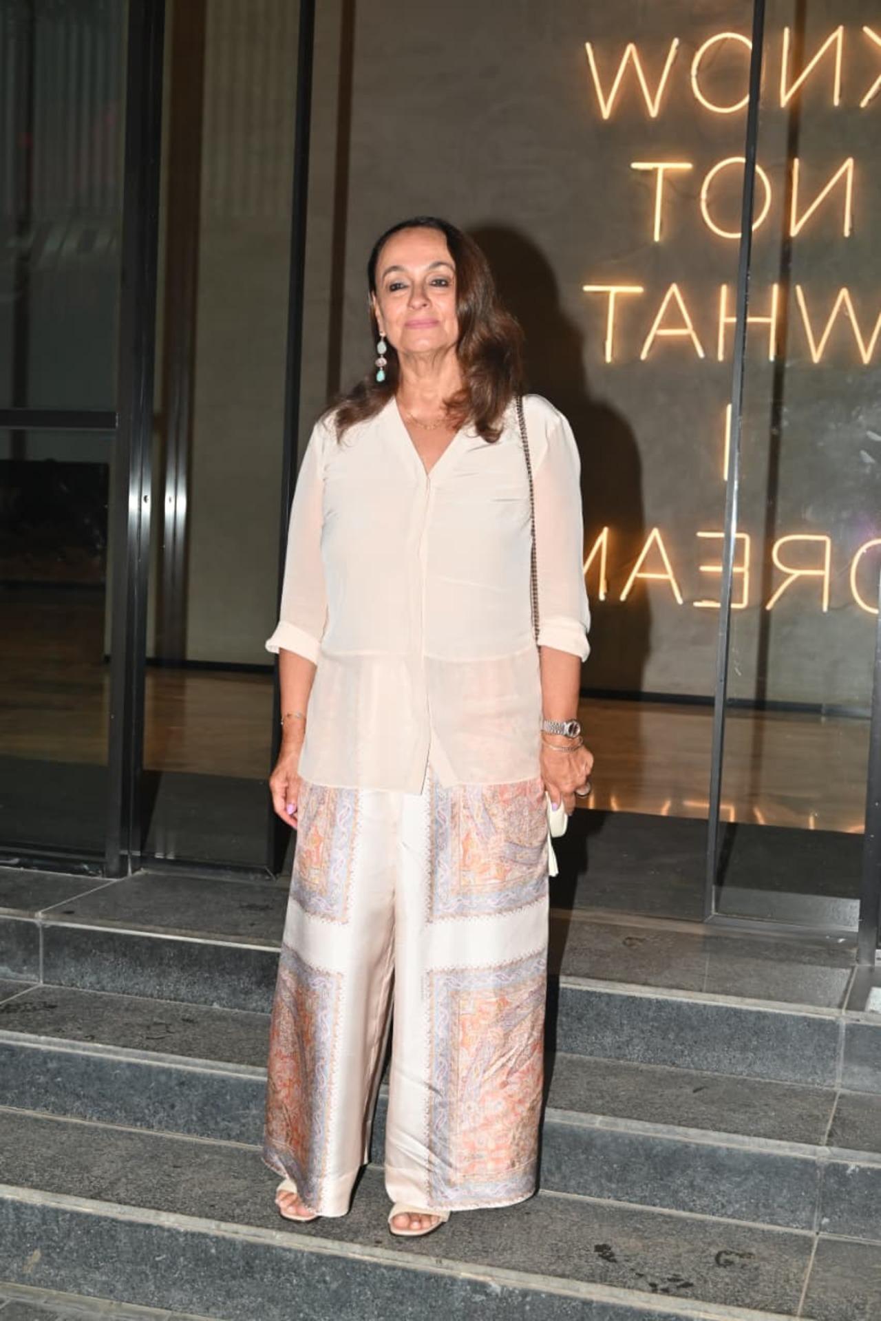 Soni Razdan goes for an elegant look for Songs of Paradise screening